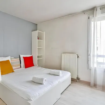 Appartement Familial Proche Metro Créteil Buitenkant foto