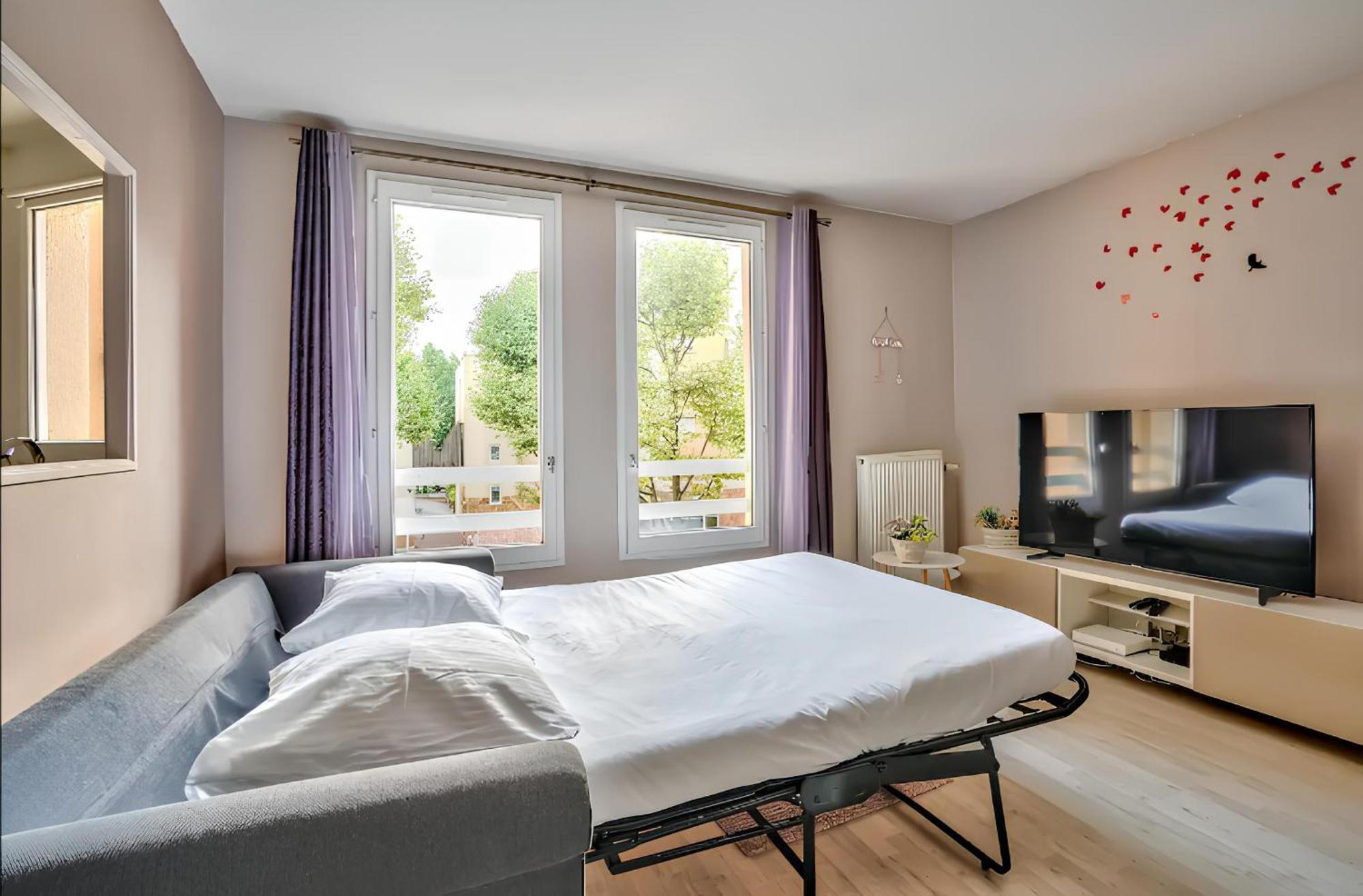 Familial Proche Metro Apartment